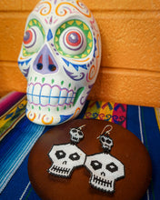 Load image into Gallery viewer, Los Ancestros Earrings